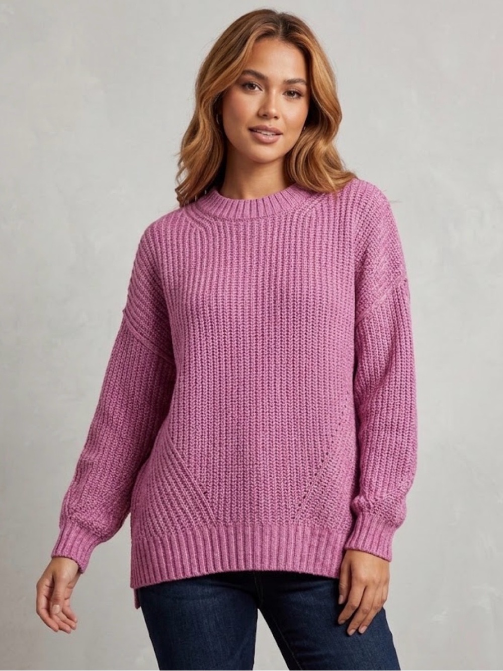 American Eagle Oversized Crewneck Sweater in Heather Pink